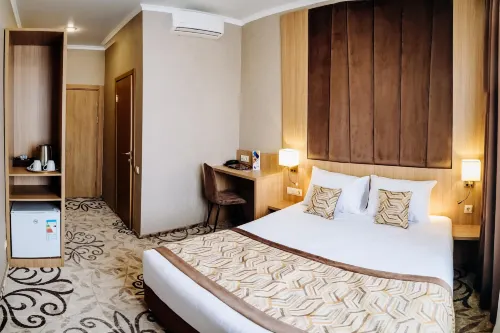 Aura Hotel - بار