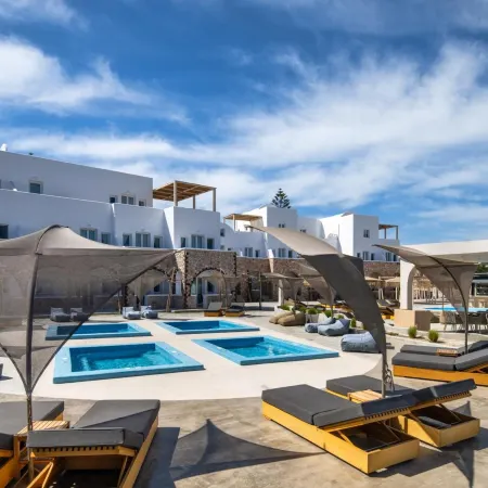 Aelia Luxury Suites