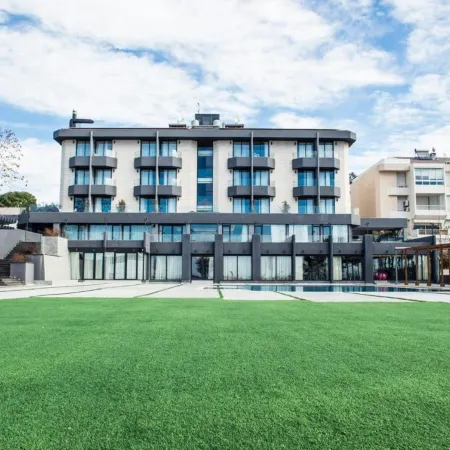 Le Pave Residences
