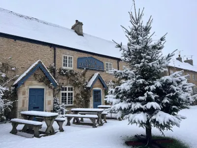 Cat and Custard Pot Inn Hotels in der Nähe von The Rattlebone Inn, Sherston