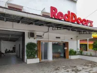 RedDoorz Near Prambanan Temple Hotels in Prambanan
