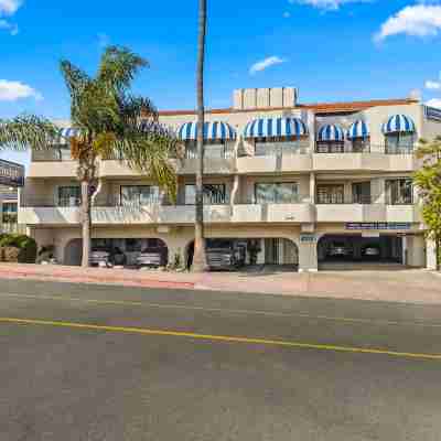 Travelodge by Wyndham San Clemente Beach Hotel Exterior