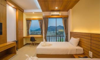 Sann View Hotel