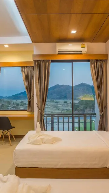 ดีลักซ์ เตียงเดี่ยว 2 เตียง