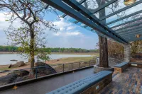 The Riverwood Forest Retreat - Kanha Hotels in Narna