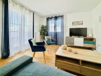 Modern Apartment Near Disneyland Paris Hotel a Serris