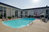 Greenstay Hotel & Suites Central