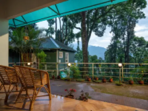 Blue Bells Resort by Maat Hotels ムンナルのホテル