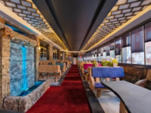 Moonday Hotel Hotels in Talas