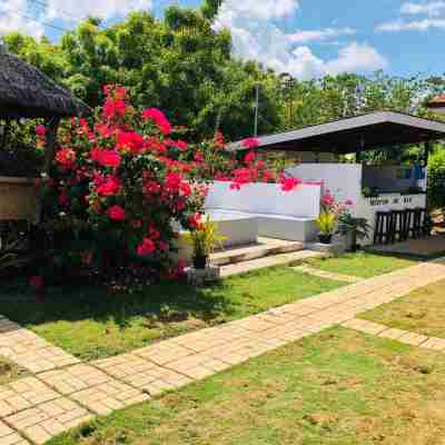 Paradise Beach Guest House Hotel Exterior