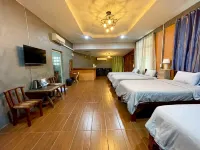 MRK Resort & Massage Hotel a Lopburi