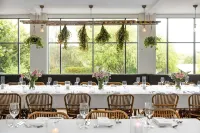Mineral Springs Hotel Hepburn - servizio colazione