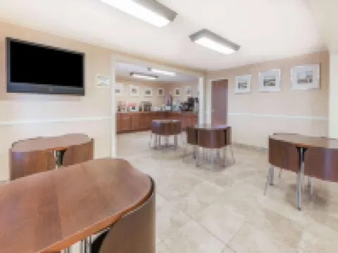 Super 8 by Wyndham Georgetown Hotels in Georgetown