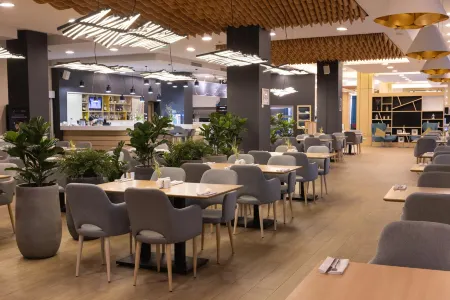 Nesterov Plaza (Нестеров Плаза)