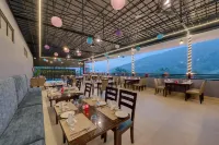 Clarion Hotel de Renees Gangtok ( 5km from MG Marg)