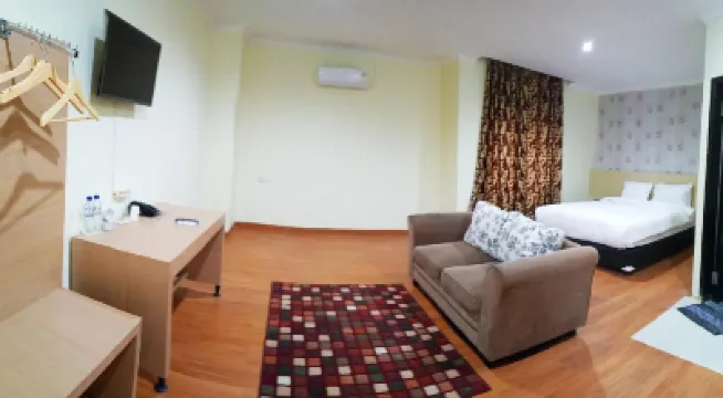 Eljie Hotel فنادق في 