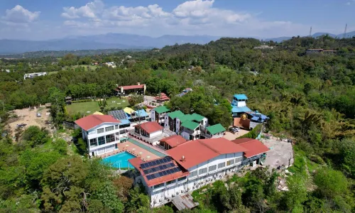 Hunky Dory Resort and Spa