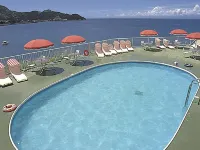 Itoen Hotel Toi - مسبح