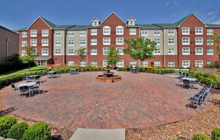 Holiday Inn Express & Suites ST. LOUIS WEST-O'FALLON by IHG