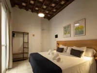 La Central Sevilla Hotels near Teatro Central