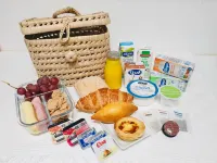 Lavradores Boutique Guesthouse - Airport Shuttle