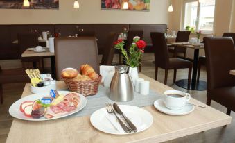 Hotel Vita Berlin-Messe - Housity