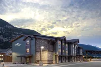 Microtel Inn & Suites by Wyndham Georgetown Lake Hotel a 