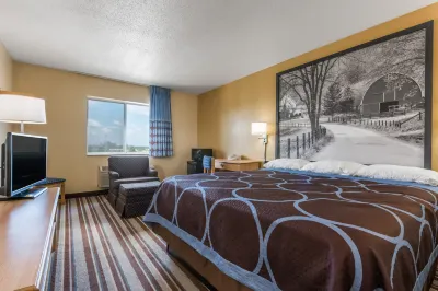 Super 8 by Wyndham Medina Hotels near ALDI