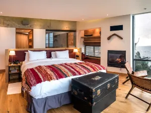 Hotel Awa