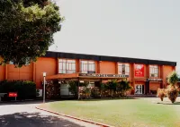 Nightcap at Barkly Hotel Hotels in Winston