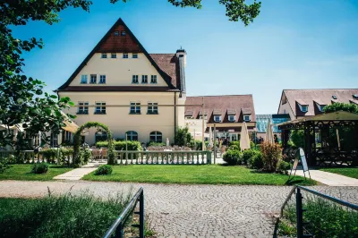 Drahthammer Schlößl Hotels near Skatepark Sulzbach-Rosenberg