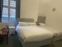 إميرالد ريزيدنس Hotels near كنافيسمير