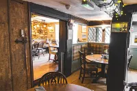 White Horse Inn Hotels in Letcombe Regis