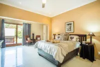 Old Mill Lodge, Seasonal Working Ostrich Farm & Restaurant, Oudtshoorn