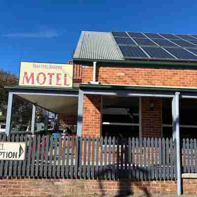 The Bakehouse Motel Hotel Exterior