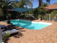 Bellview Motel - Pools