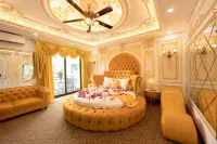 King's Hotel Linh Đàm 2 Các khách sạn gần Trường Trung cấp Y Dược Lê Hữu Trác