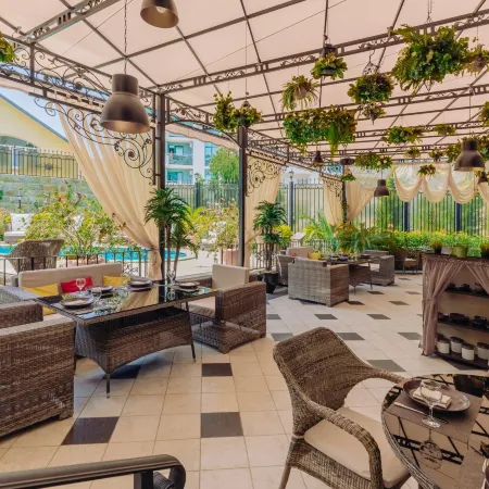 Green House Detox & SPA Hotel (Грин Хаус Детокс и Спа)