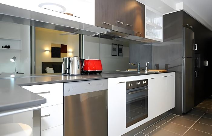 Morgan Suites