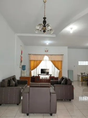 Villa Gitar Mas Berastagi