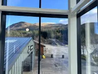 The Base Camp Hotel, Nevis Range - Mountain view