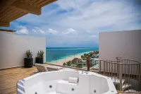 The Fives Oceanfront Puerto Morelos - Hot Springs