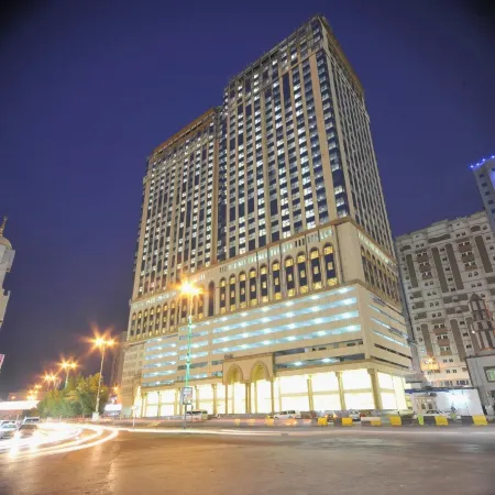 Manarat Ghaza Hotel Отели рядом с достопримечательностью «Мечеть E Taneem»
