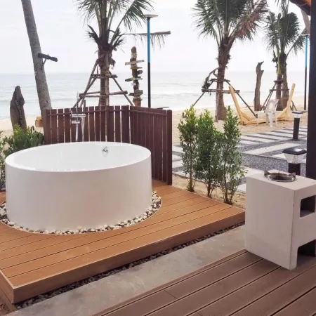 Sichon Glamping Resort, Beachfront