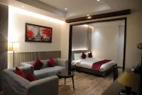 Pride Biznotel Haldwani - موقف سيارات