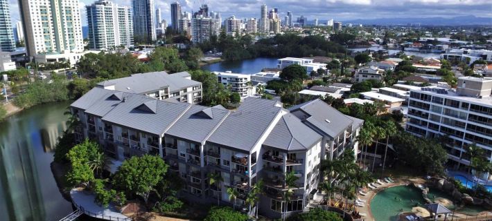 Paradise Island Resort Hotels in Surfers Paradise