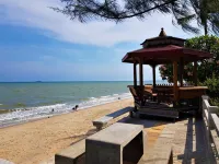 Sea Smile Resort Отели рядом с достопримечательностью «Вагхор Бич»