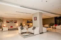 Golden Tulip Al Khobar Suites - Bar