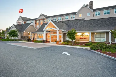 Residence Inn Springfield Chicopee Hotels in Holyoke