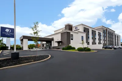 DoubleTree by Hilton St. Louis Airport Hotels in Woodson Terrace